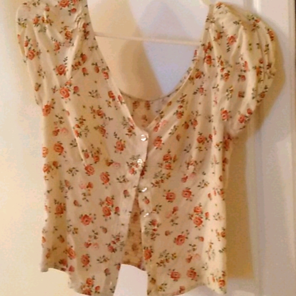 Floral top